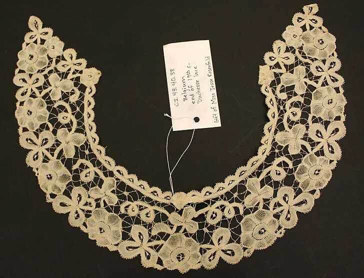 Collar — Unknown