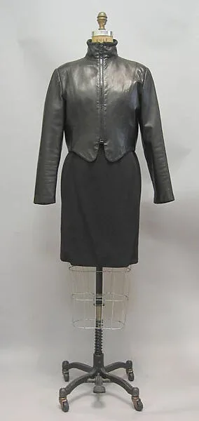 Ensemble — Geoffrey Beene