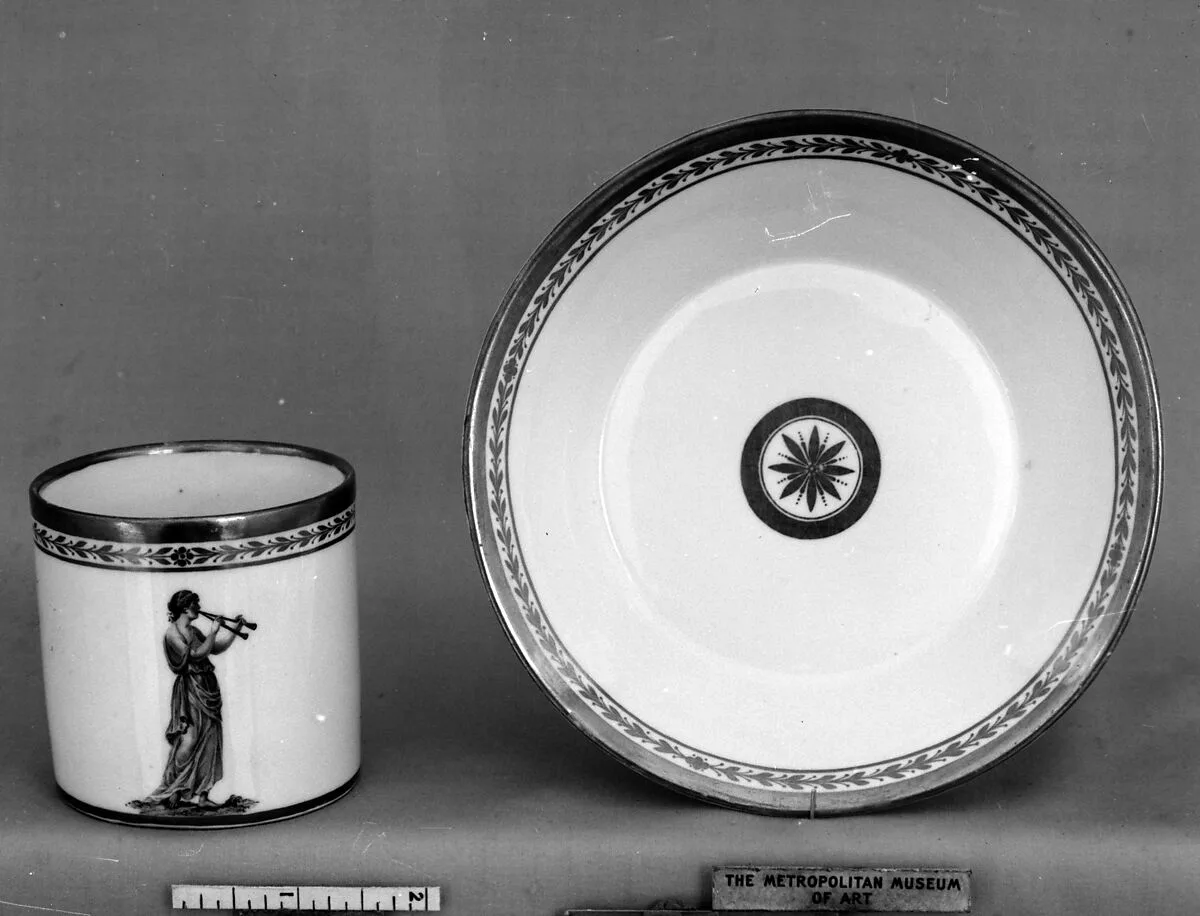 Saucer (part of a coffee service) — Nymphenburg Porcelain Manufactory