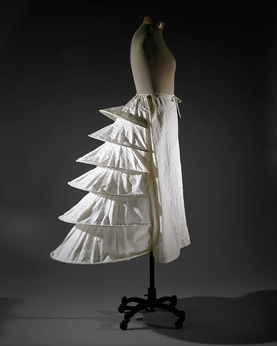 Bustle — Unknown