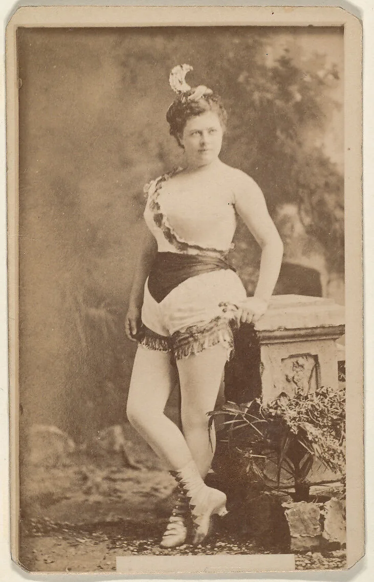 Actress leaning against ballustrade, from the Actresses series (N668) — Unknown