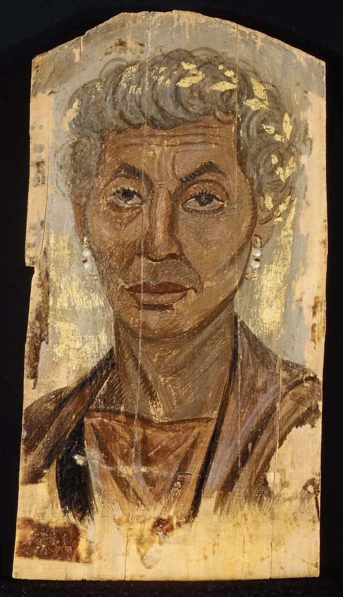 Portrait of an elderly lady with a gold wreath — Unknown