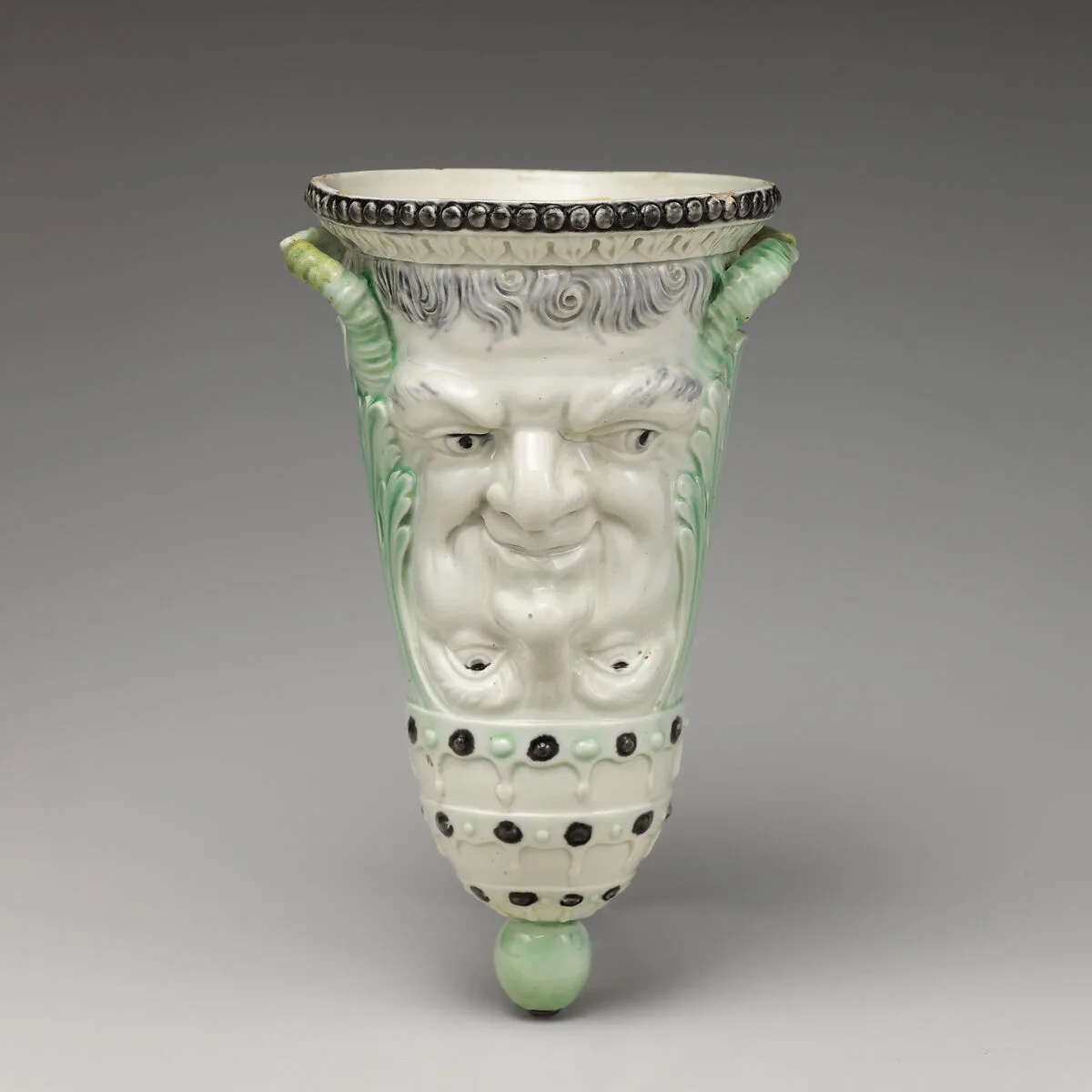 Stirrup cup — Ralph Wood the Younger