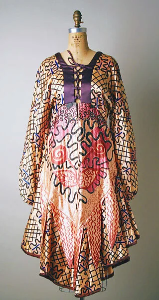 Dress — Zandra Rhodes|Henri Bendel