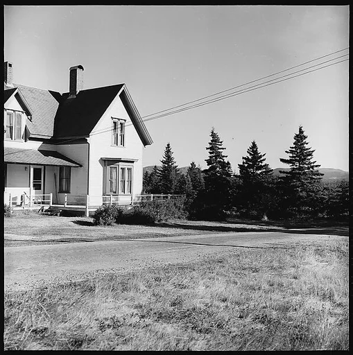 [24 Views of House and Porch, and Portraits of Isabelle Evans]