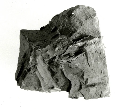 Wall casing