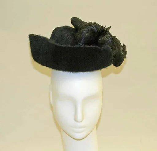 Tricorne