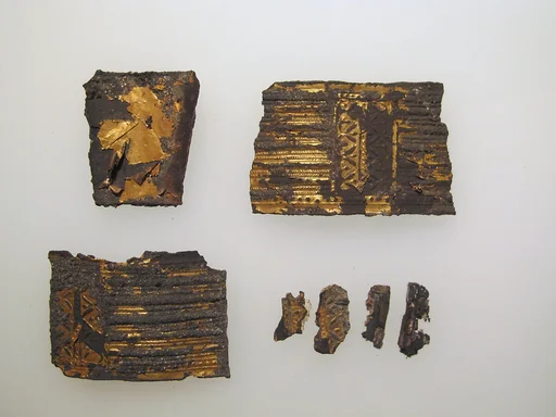 Bracelet fragments