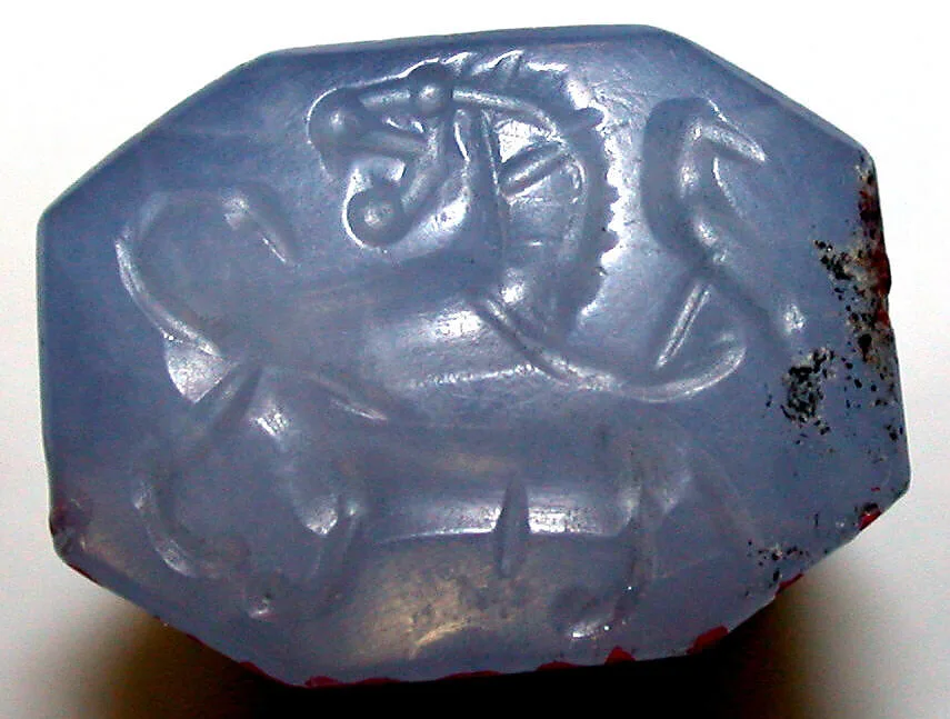 Stamp seal (octagonal pyramid) with animal contest — Unknown