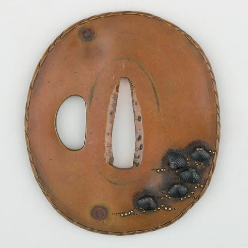Sword Guard (<i>Tsuba</i>) Depicting Clams (蛤図鐔)