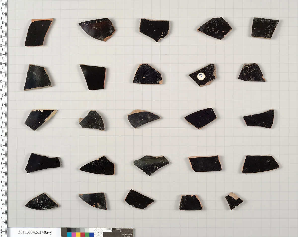 Terracotta fragments of kylikes (drinking cups) — Unknown