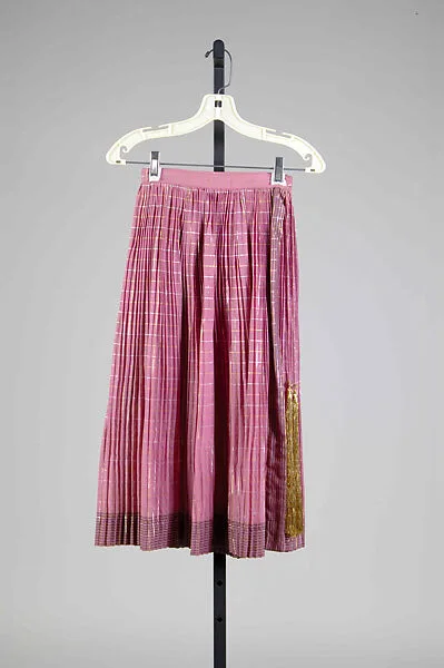 Skirt — Carolyn Schnurer