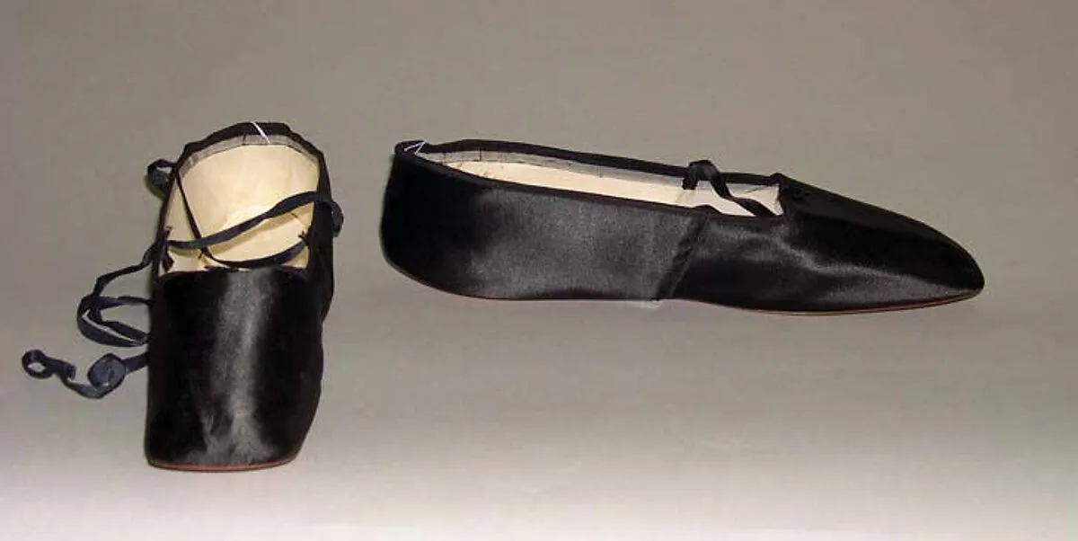 Shoes — Unknown