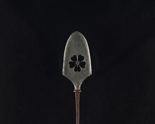 Arrowhead (<i>Yanone</i>)