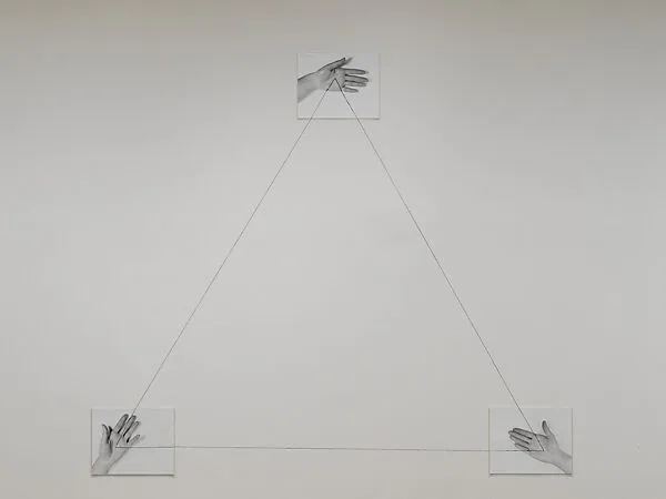 Untitled (Triangle) — Liliana Porter