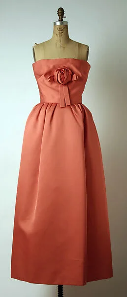 Evening dress — Yves Saint Laurent|House of Dior