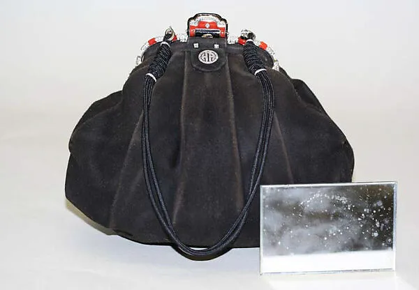 Pouch — Unknown
