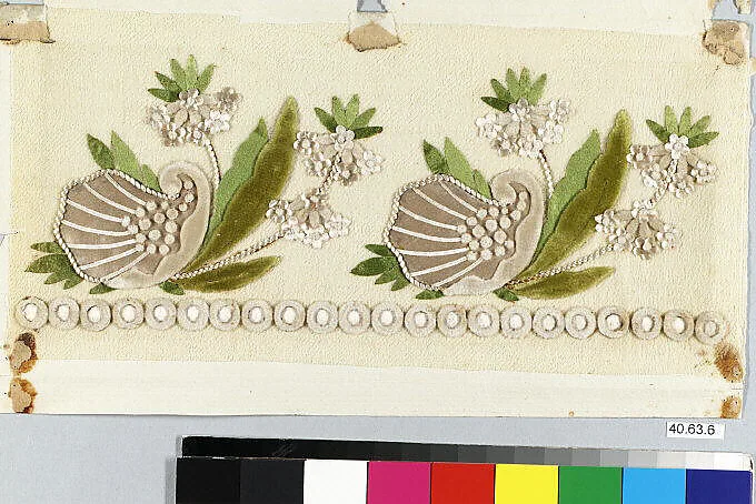 Dress border — Unknown