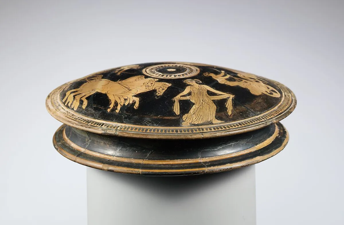 Terracotta pyxis (box) — Marlay Painter