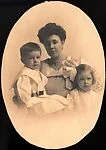 [Walker Evans with His Mother Jessie Crane Evans and Sister Jane Beach Evans]
