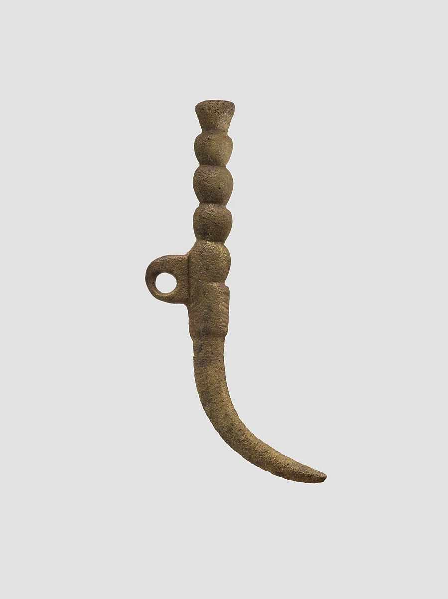 Hook or pendant — Unknown