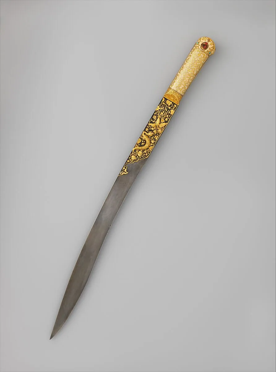 Short Sword (Yatagan) from the Court of Süleyman the Magnificent (reigned 1520–66) — Ahmed Tekelü