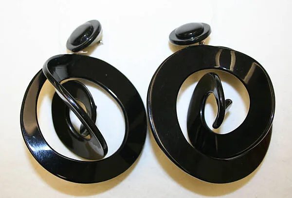 Earrings — Montes de Oca