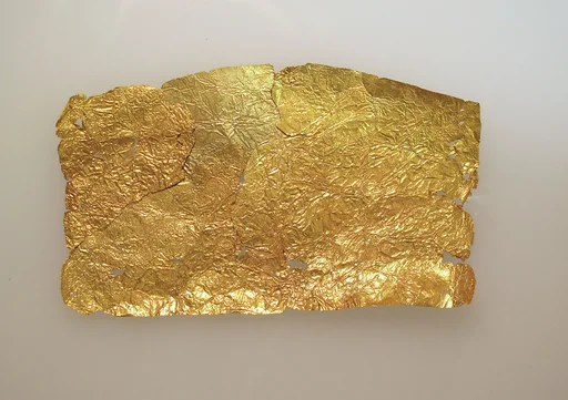 Frontlet of gold leaf