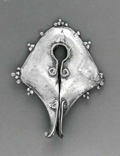 Ear Ornament or Pendant (Mamuli)