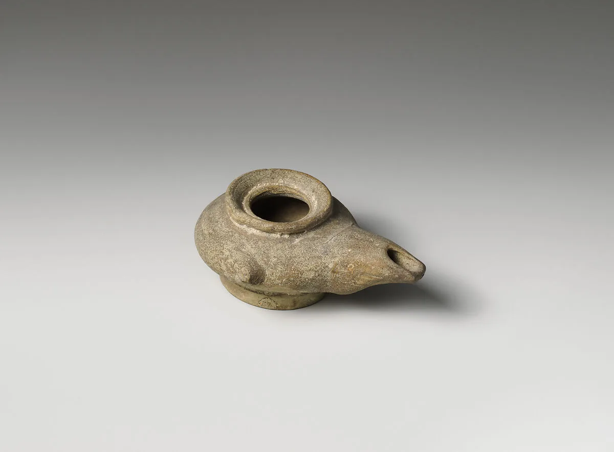 Terracotta oil lamp — Unknown
