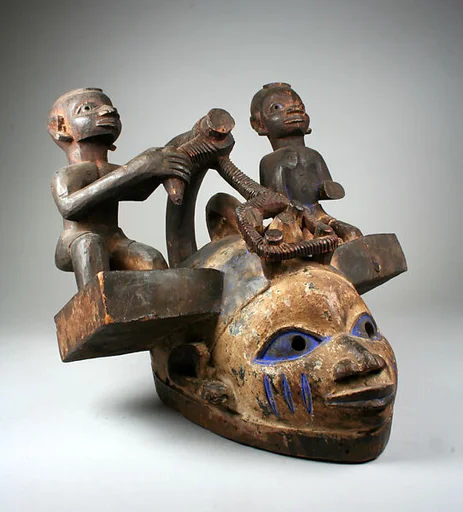 Helmet Mask (Gelede)