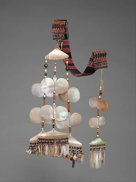 Ornament (Sipattal) — Isneg artist
