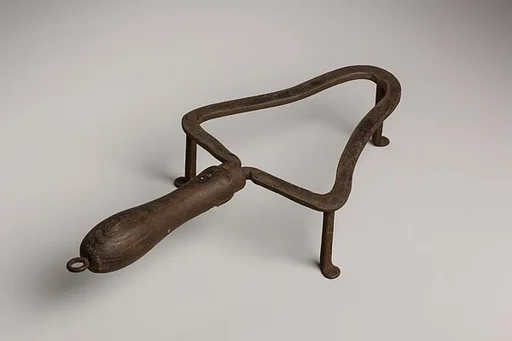 Trivet