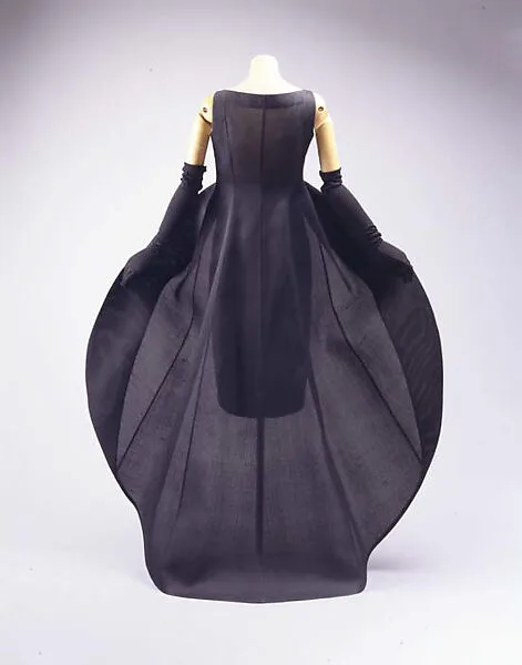 Evening dress — Cristobal Balenciaga|House of Balenciaga