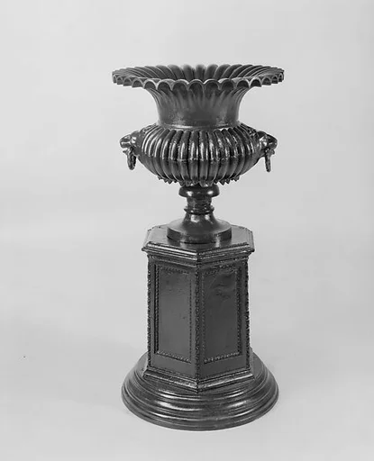 Urn