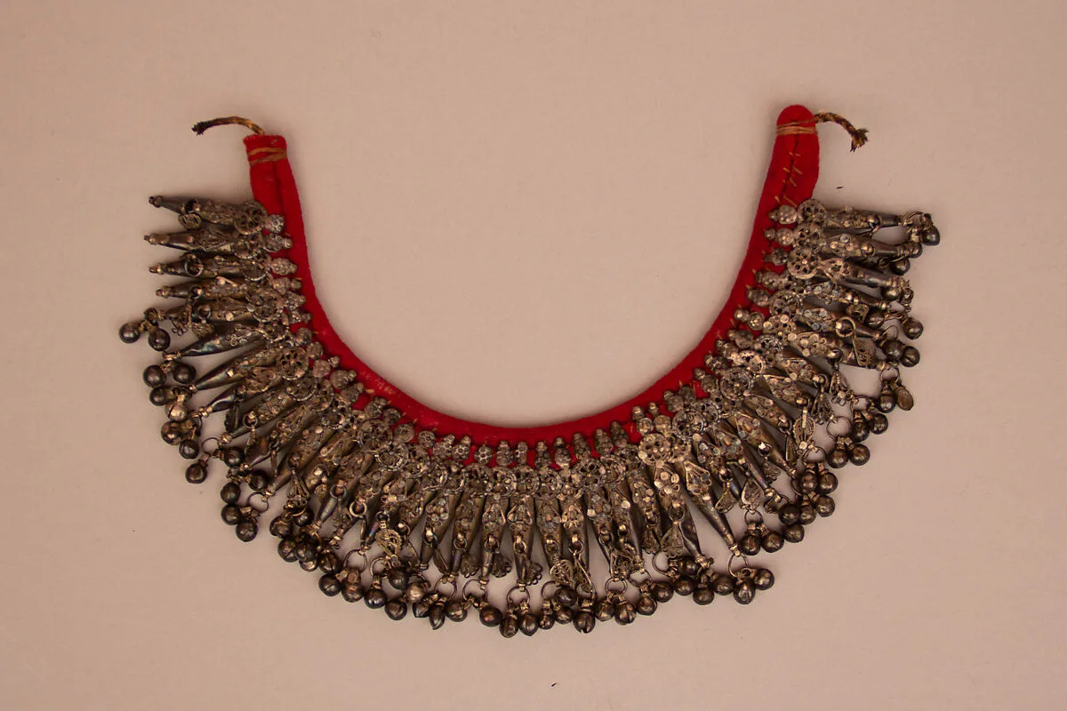 Necklace — Unknown