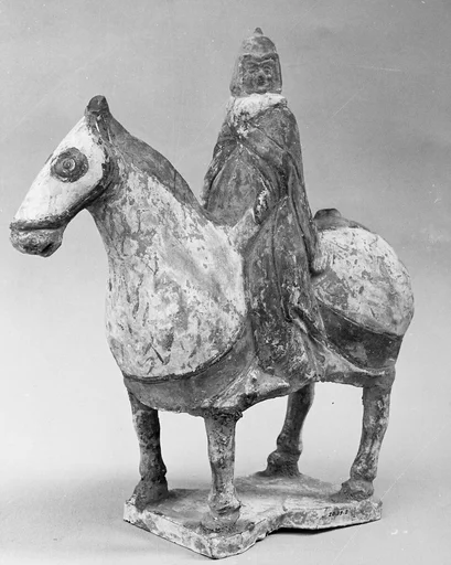 北魏 彩繪陶重鎧騎兵俑|Armored horse and rider