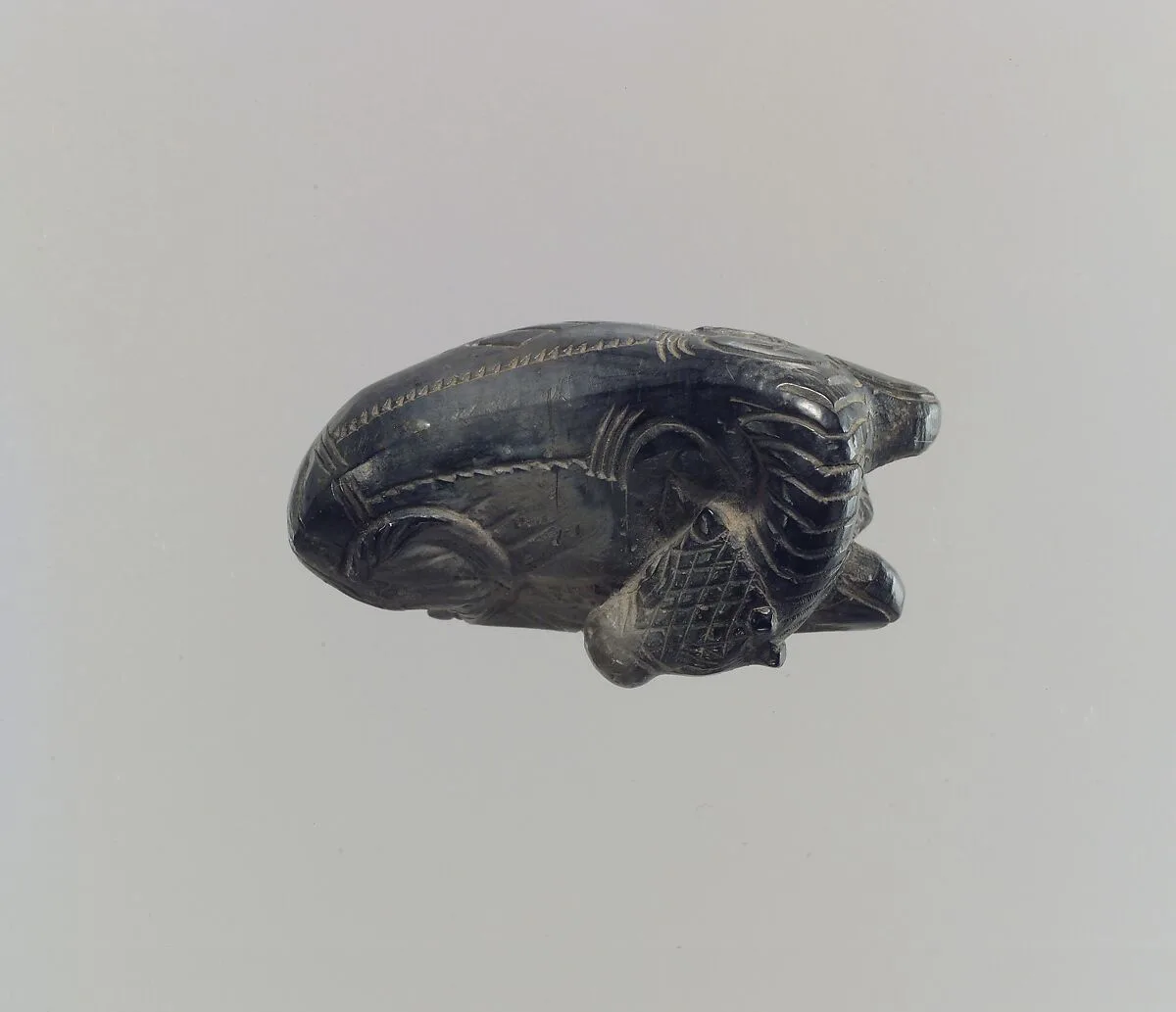 Reclining calf: lid attachment — Unknown