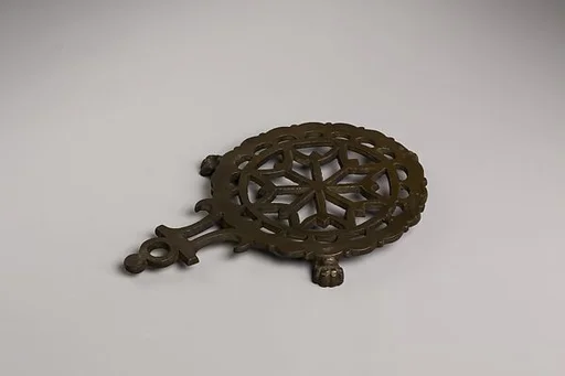 Trivet