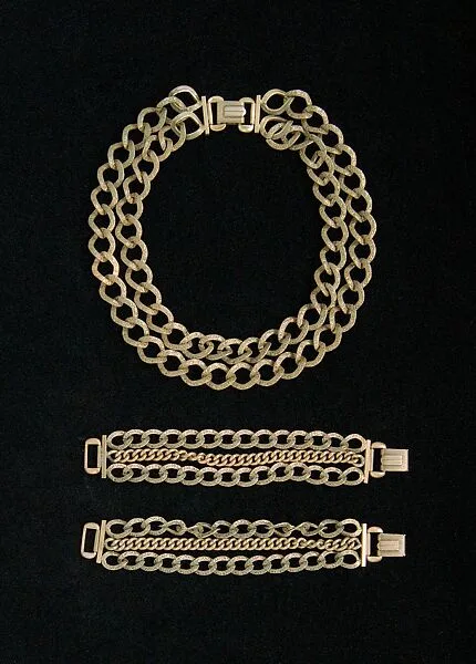 Jewelry set — Unknown