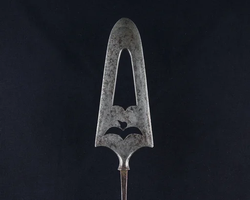 Arrowhead (<i>Yanone</i>)