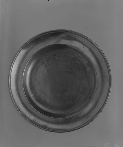 Plate