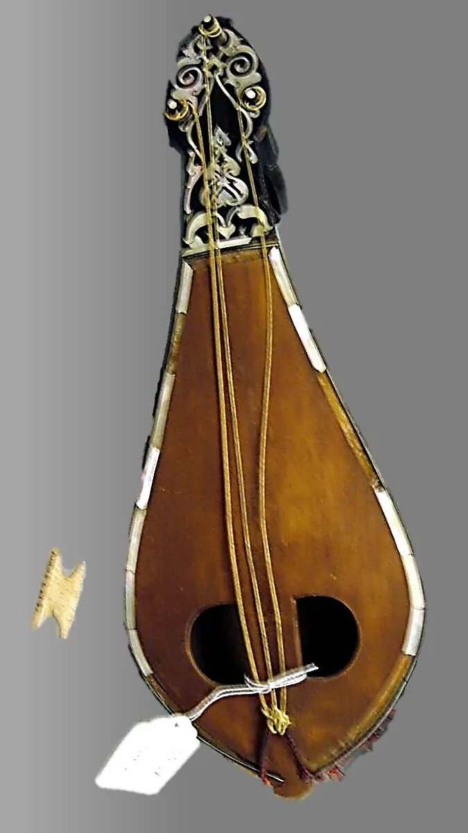 Kemençe — Baron Baronak