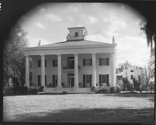 [D'Evereux House, Natchez, Mississippi]