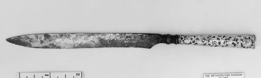 Knife