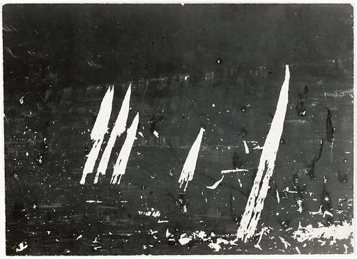 [White Knife-like Figures on Grey Ground]