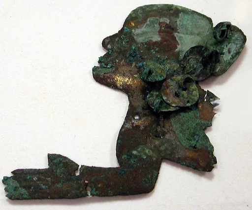Figure Fragment