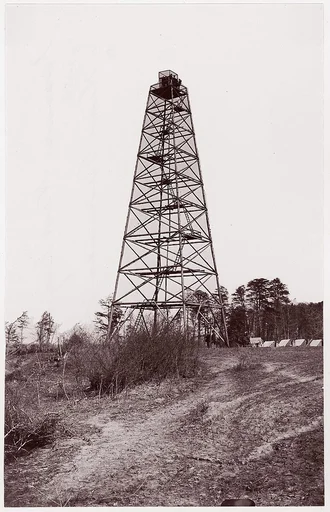 [Crow's Nest Signal Tower, Right of Bermuda Hundred, Virginia (Army of the James Signal Tower, Left of Bermuda Hundred Lines, Virginia)]