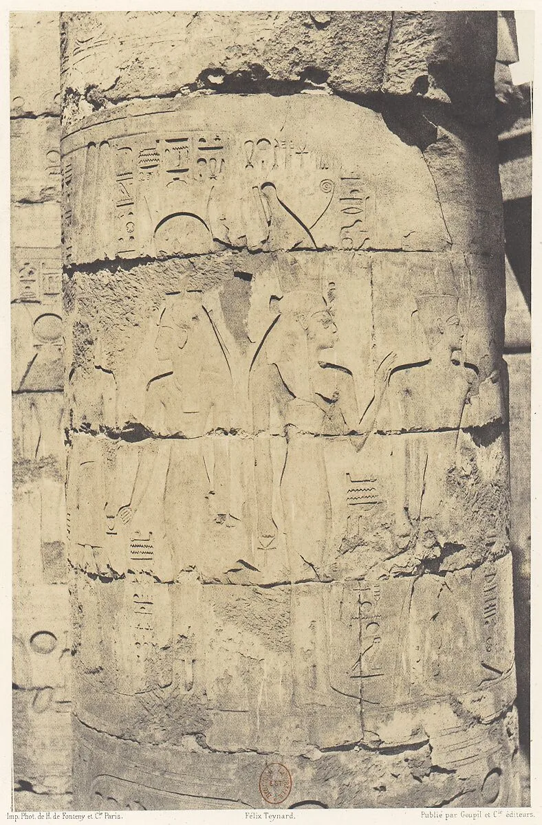 Karnak (Thèbes), Palais - Salle Hypostyle - Colonnade Centrale - Décoration d'un Fut — Félix Teynard|Imprimerie Photographique de H. de Fonteny et Cie