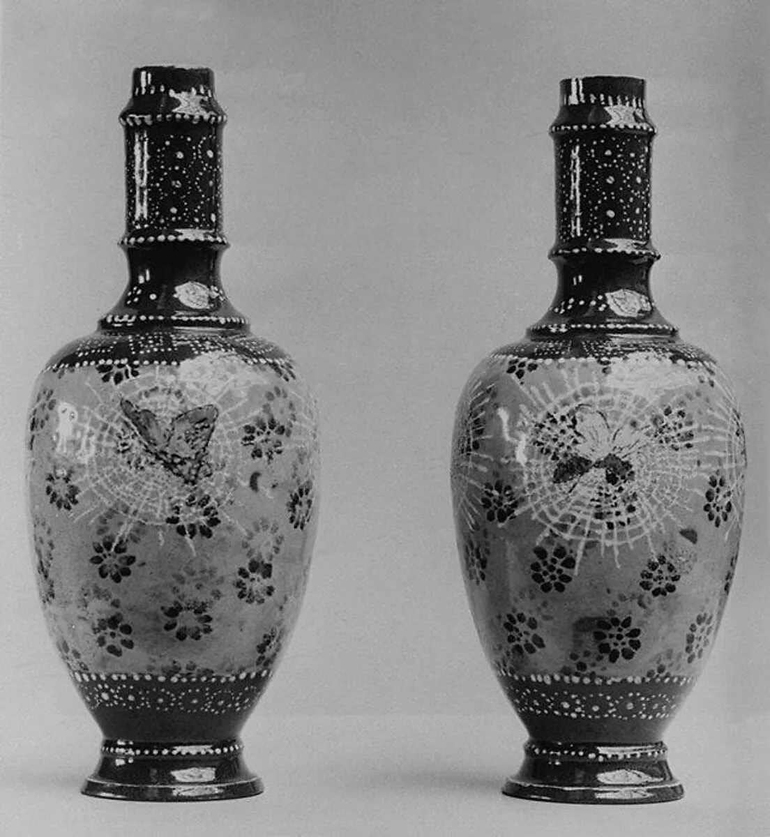 Pair of vases — Unknown